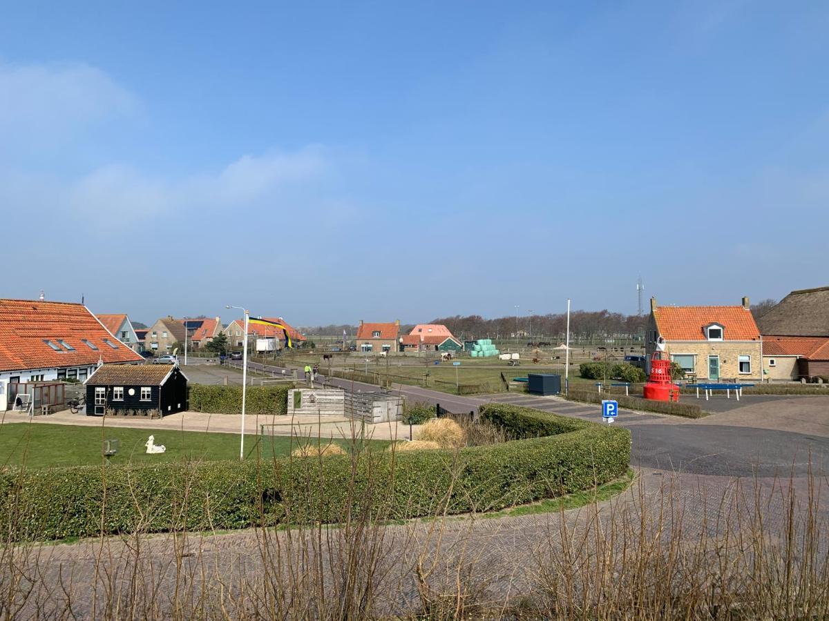 Villa Onder De Pannen Hollum  Esterno foto